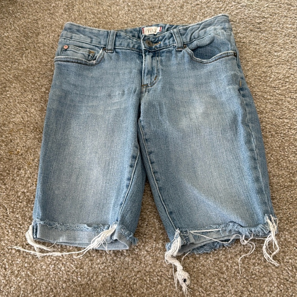 Tilt Brand Women’s low rise denim cut off Bermuda shorts size 0
